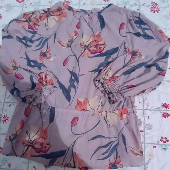 A New Day Mockneck V-neck Blouse Balloon Sleeves Purple Floral Size XXL - Picture 2 of 6